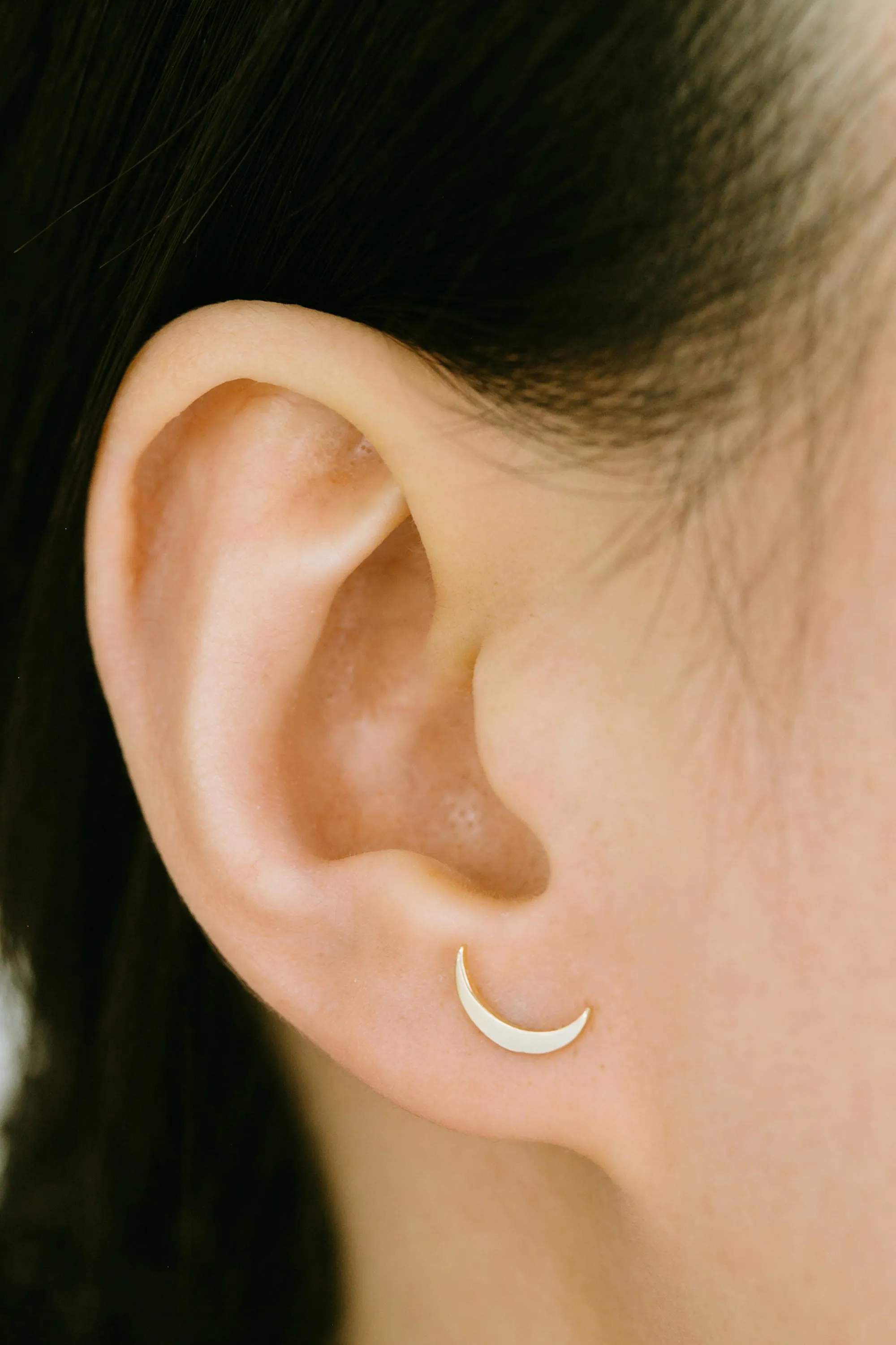 14K Solid Gold Cartilage Helix Tragus Inner Conch Delicate Half Crescent Moon Internally Internal Threaded Earring Labret