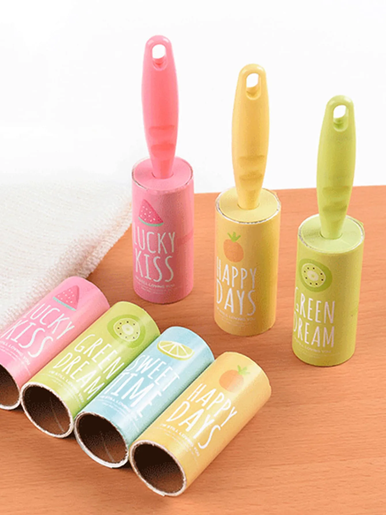 1pc Letter Graphic Random Sticky Lint Roller