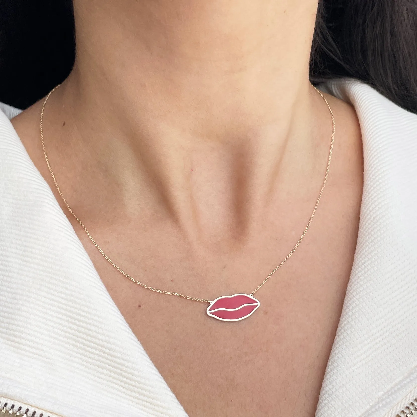 Extra Large Single Lip Necklace