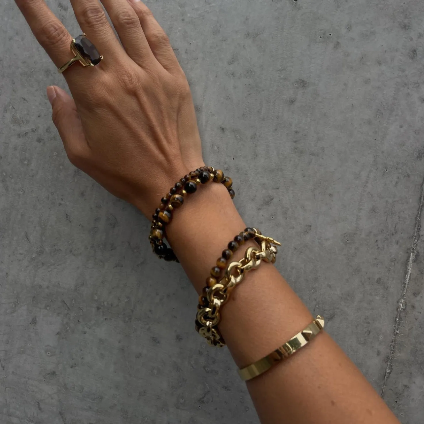 Heirloom / Bracelet / Gold