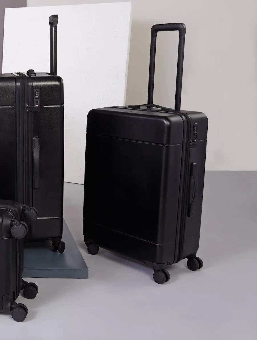 Hue Medium Luggage