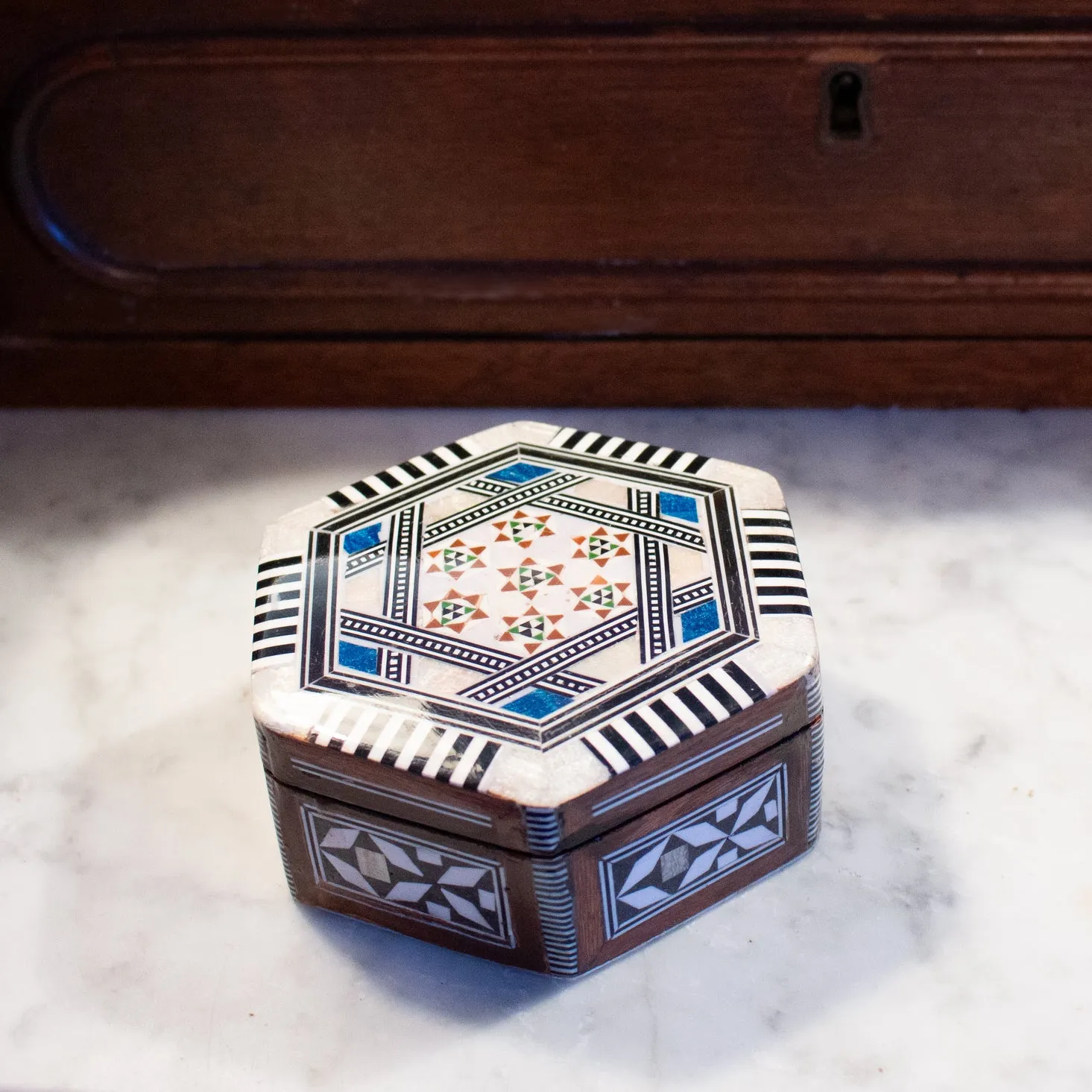 Inlay Hexagon Box