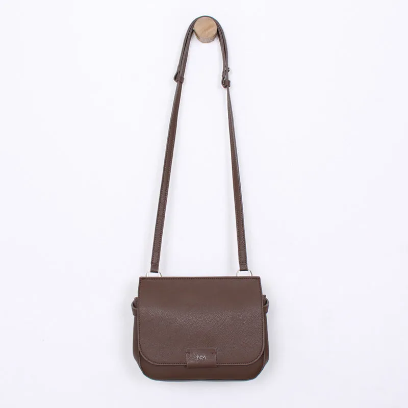 lisa brown cross shoulder bag