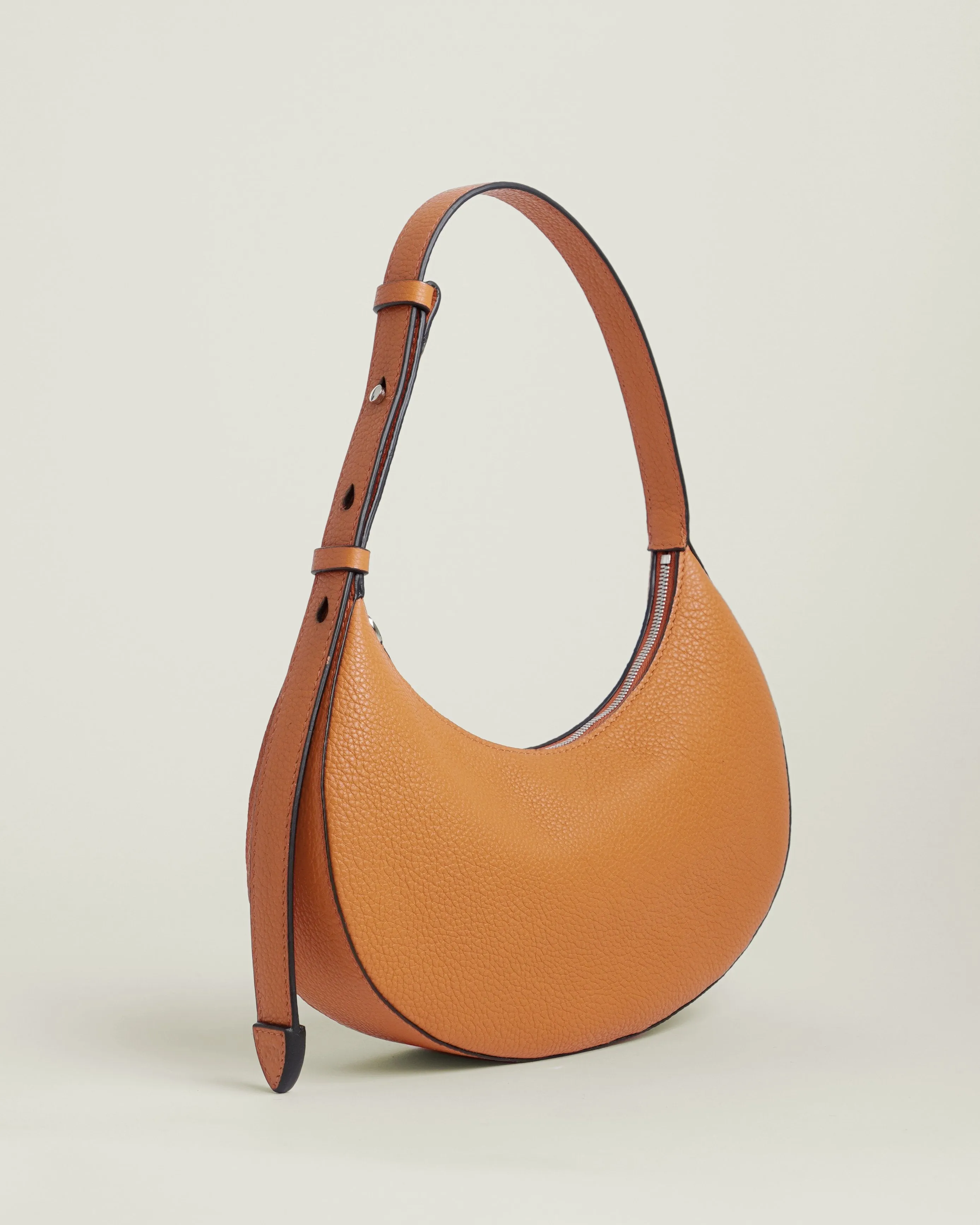 Lola Baguette Bag | Caramel Pebble