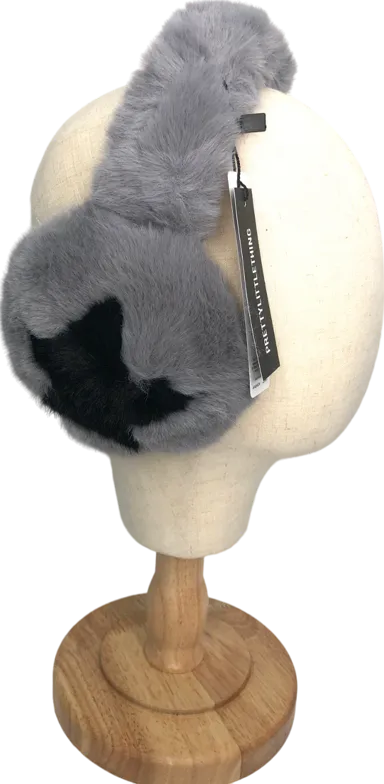 PrettyLittleThing Grey Fluffy Star Ear Muffs One Size