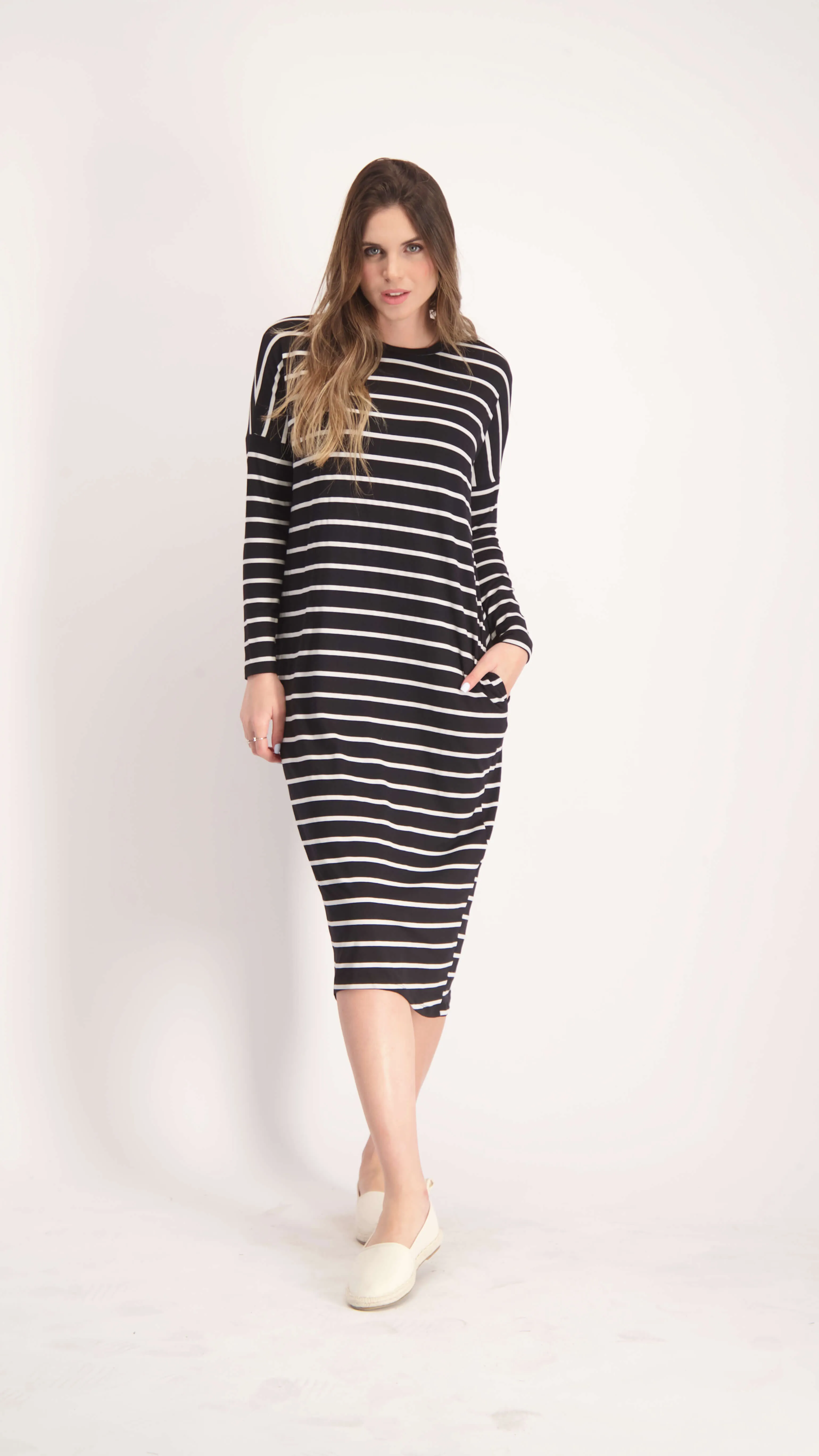 Square Dress / Black & White Line