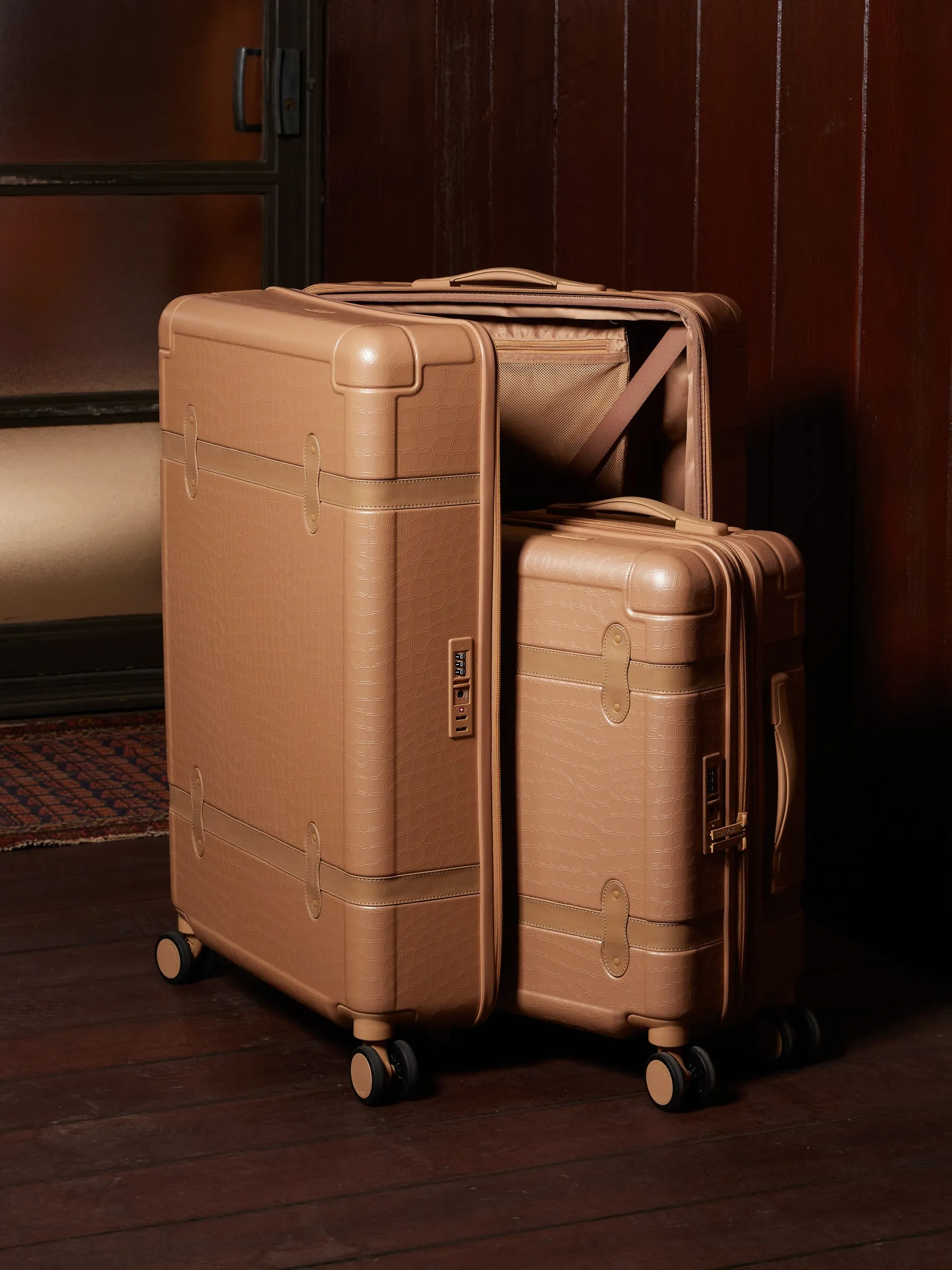 Trnk Large Luggage