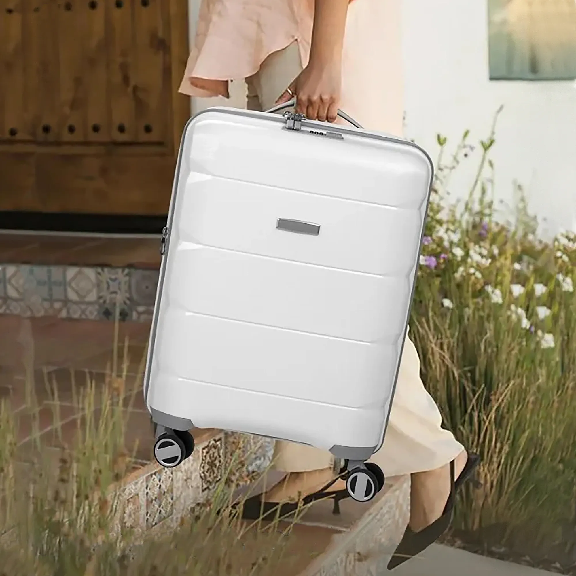 Versatile 24” Rolling Luggage with Spinner Wheels